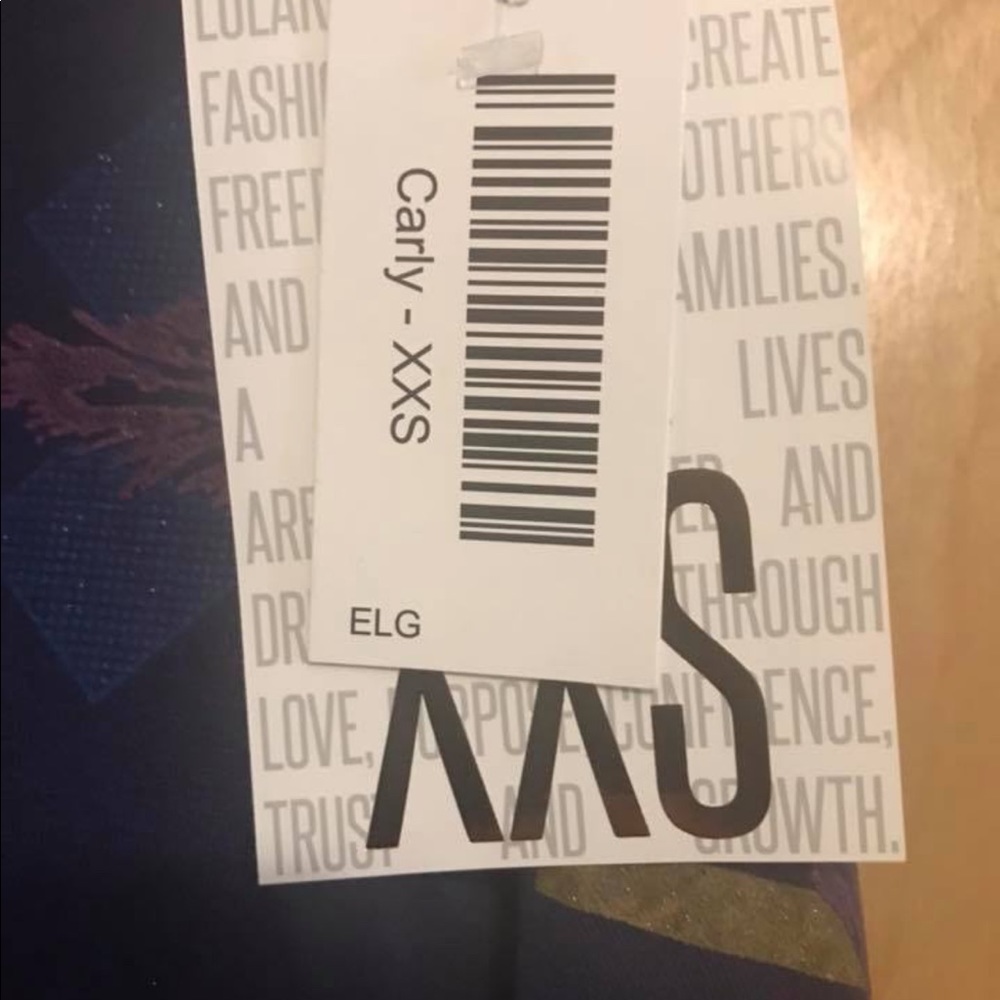 XXS Elegant Carly Lularoe